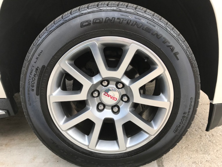 Used-2015-GMC-Yukon-XL-Denali-4X4