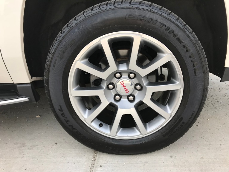 Used-2015-GMC-Yukon-XL-Denali-4X4