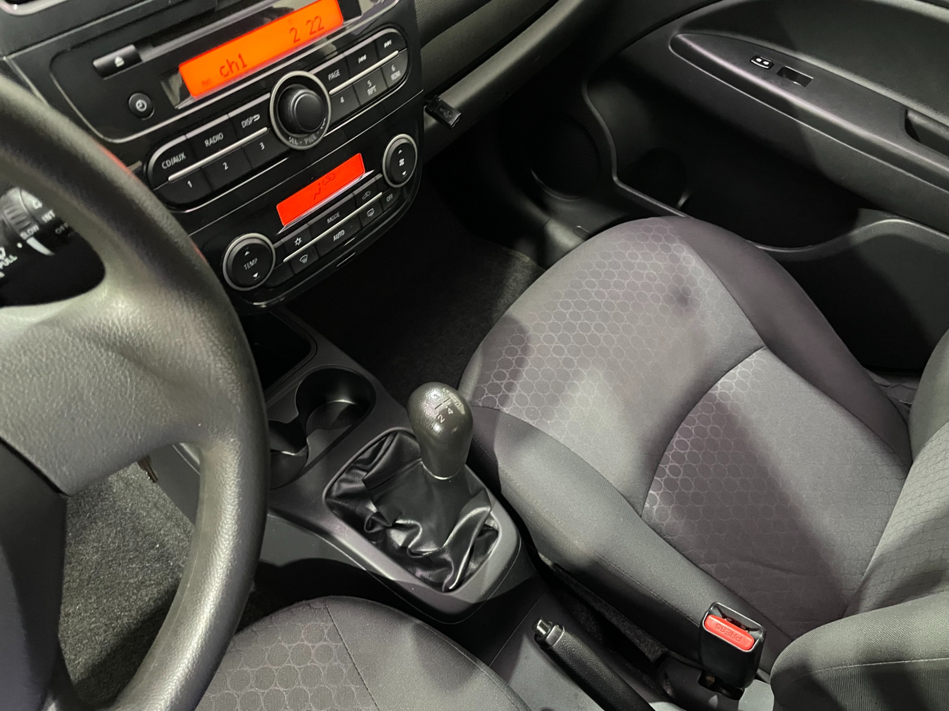 Used-2014-Mitsubishi-Mirage-DE-Manual-FWD