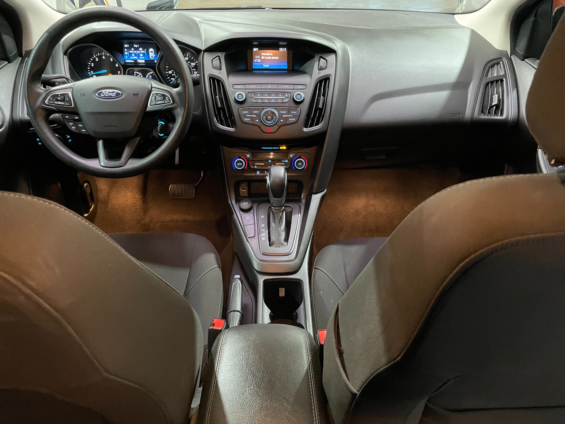Used-2018-Ford-Focus-SE-FWD