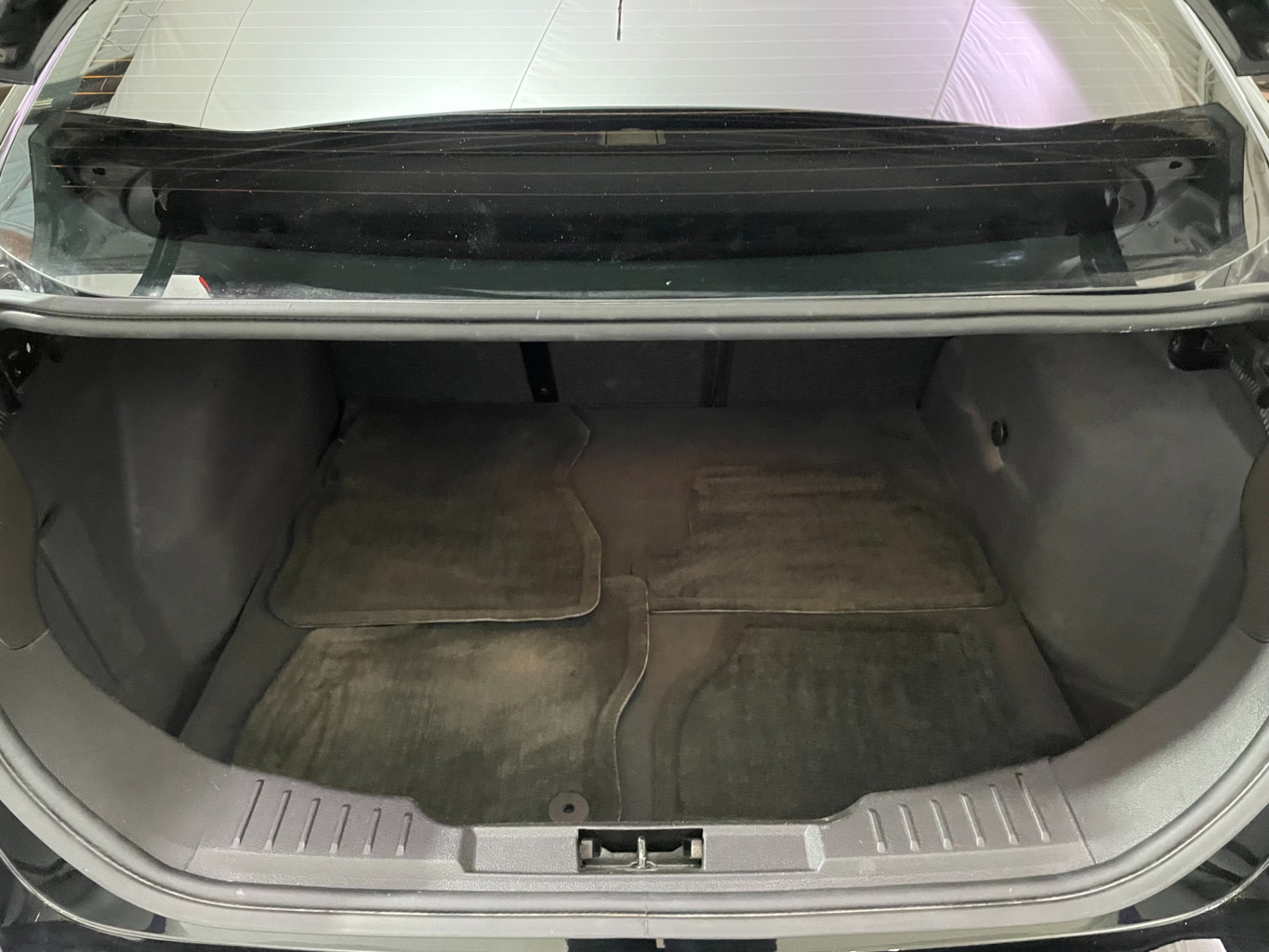 Used-2018-Ford-Focus-SE-FWD