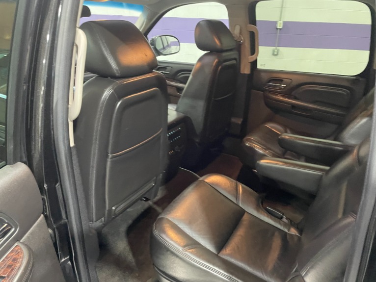 Used-2011-GMC-Yukon-XL-Denali-AWD