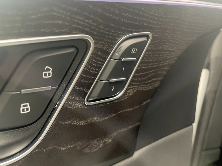 Used-2019-Audi-Q8-30T-quattro-Premium-Plus