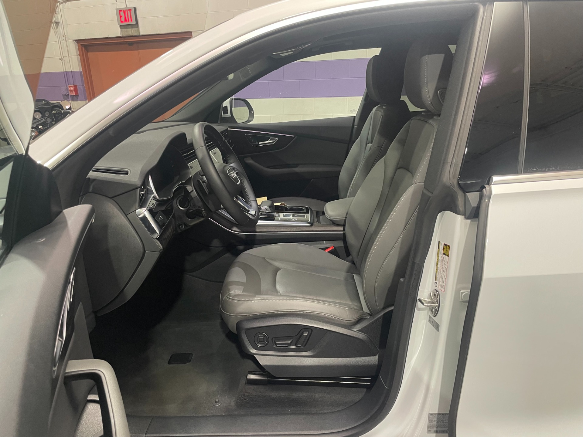 Used-2019-Audi-Q8-30T-quattro-Premium-Plus