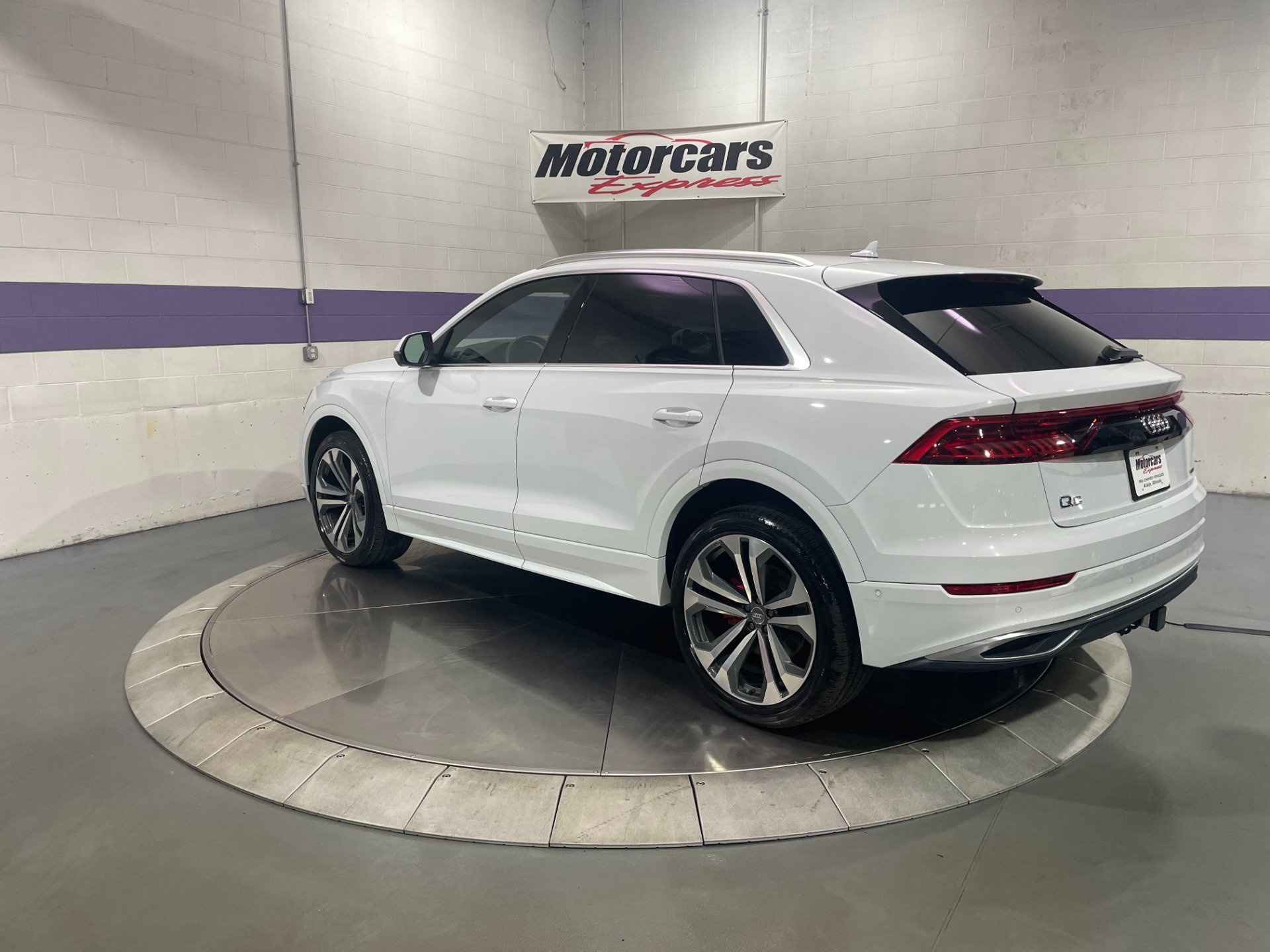 Used-2019-Audi-Q8-30T-quattro-Premium-Plus