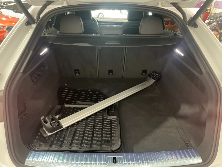 Used-2019-Audi-Q8-30T-quattro-Premium-Plus
