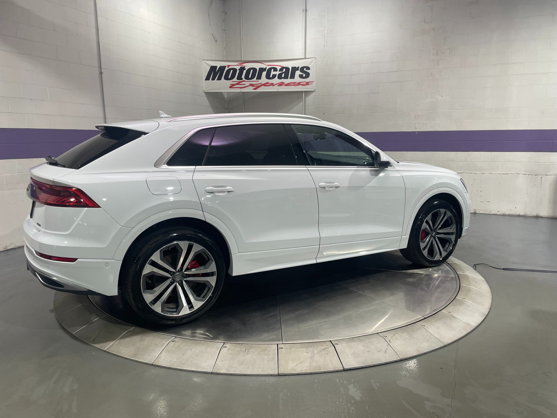 Used-2019-Audi-Q8-30T-quattro-Premium-Plus