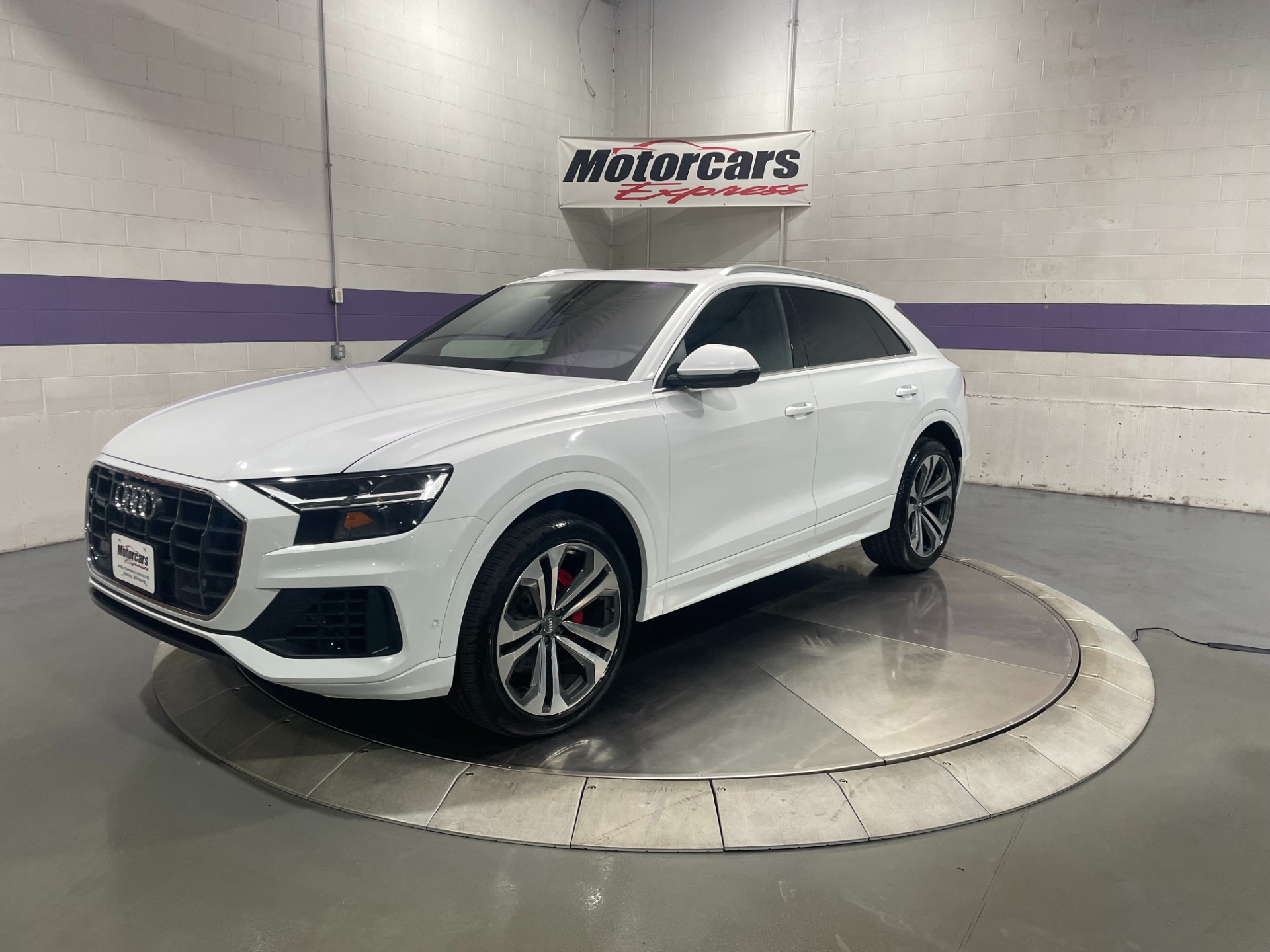 Used-2019-Audi-Q8-30T-quattro-Premium-Plus