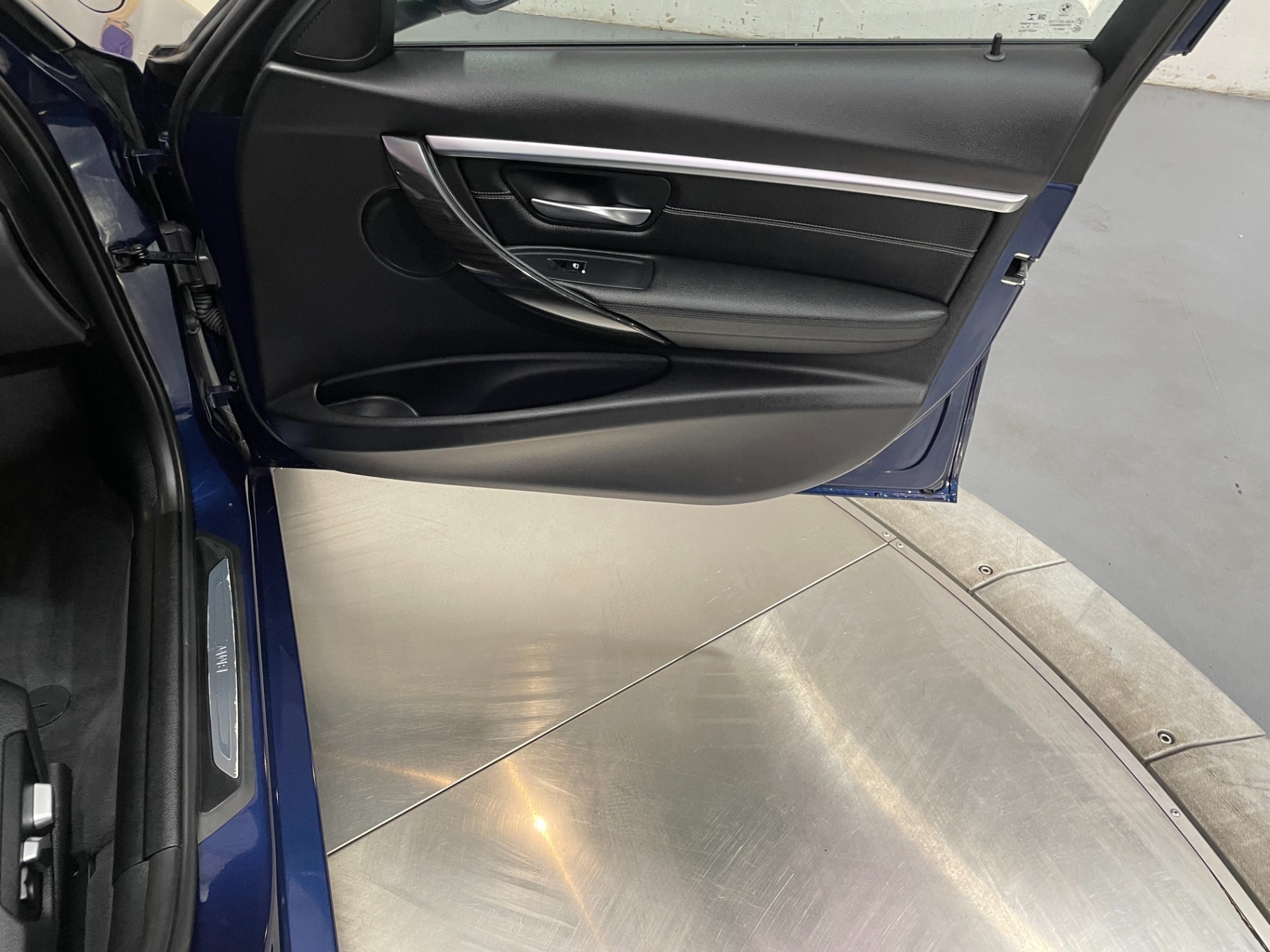 Used-2018-BMW-3-Series-330i-Sport-xDrive