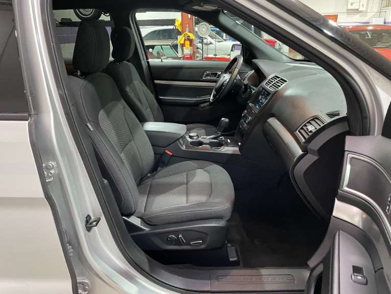 Used-2018-Ford-Explorer-XLT-AWD