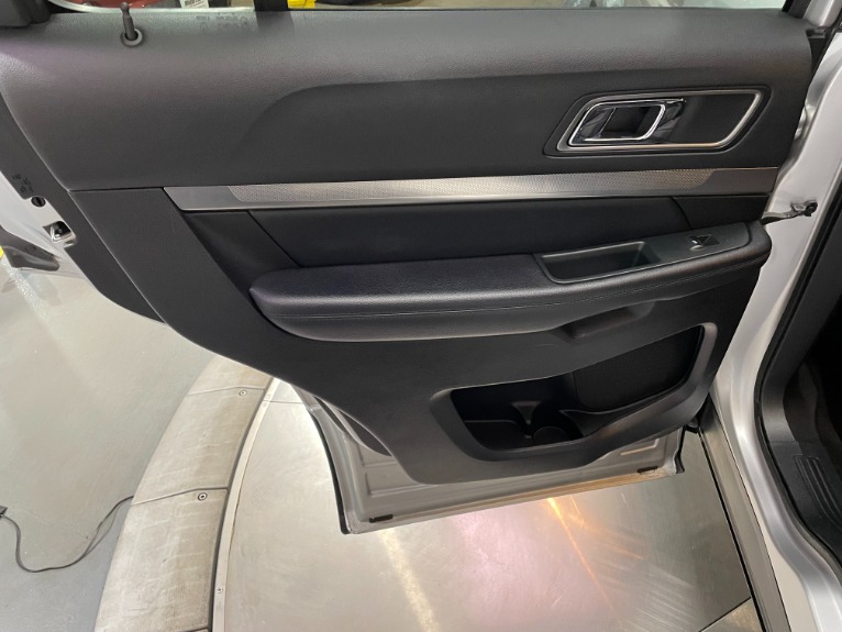 Used-2018-Ford-Explorer-XLT-AWD
