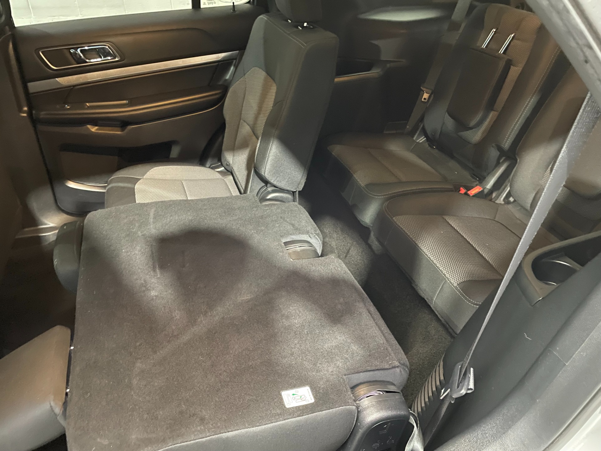 Used-2018-Ford-Explorer-XLT-AWD