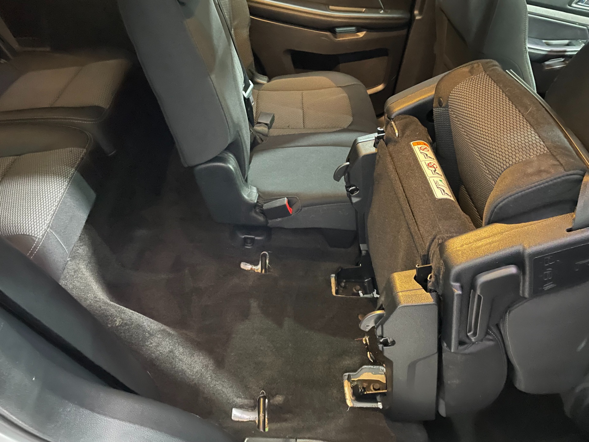 Used-2018-Ford-Explorer-XLT-AWD
