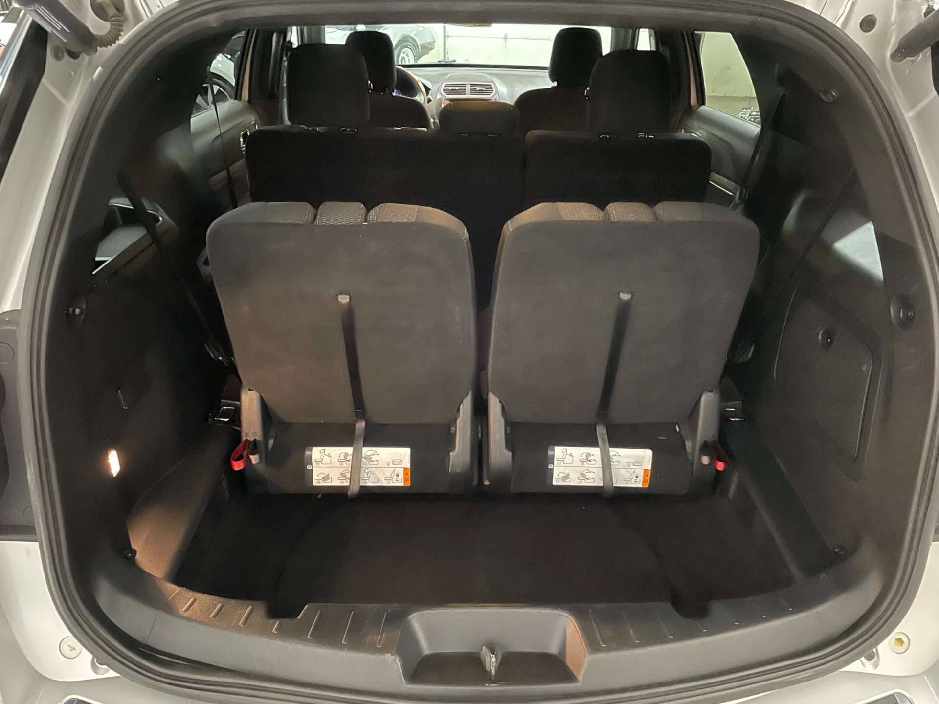Used-2018-Ford-Explorer-XLT-AWD