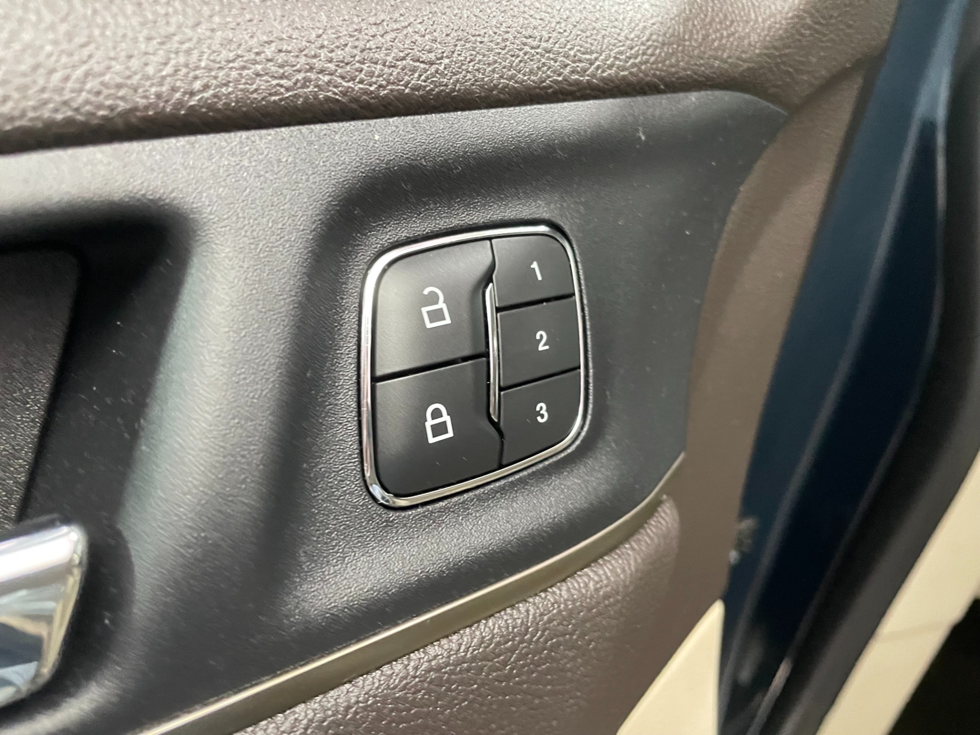Used-2019-Lincoln-MKC-Reserve-AWD