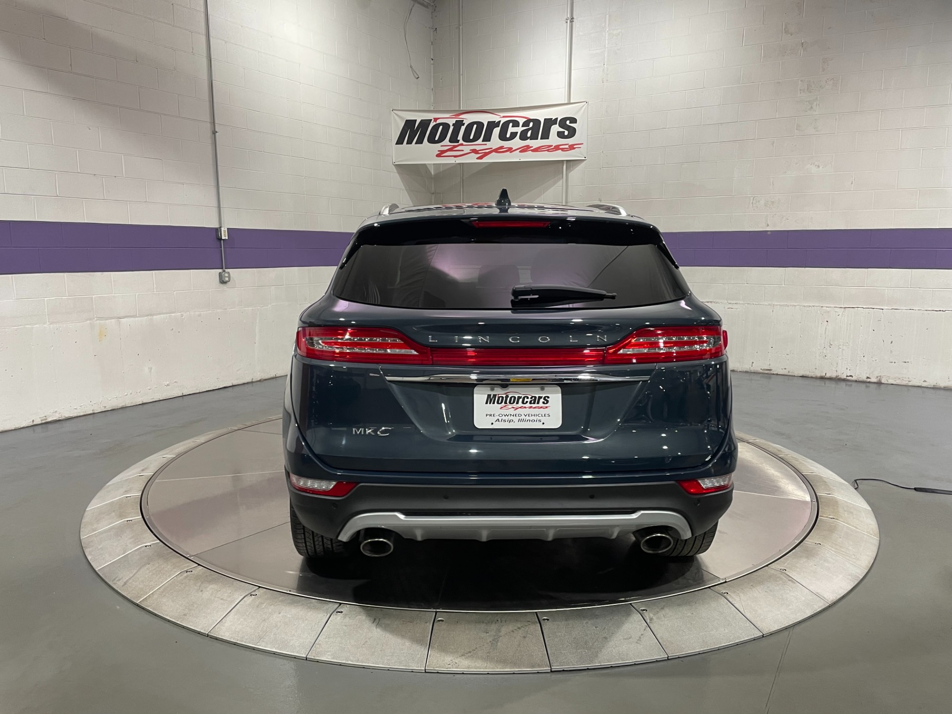 Used-2019-Lincoln-MKC-Reserve-AWD
