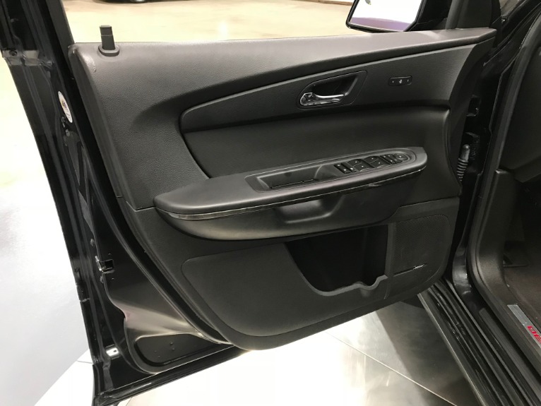 Used-2012-GMC-Acadia-Denali-AWD