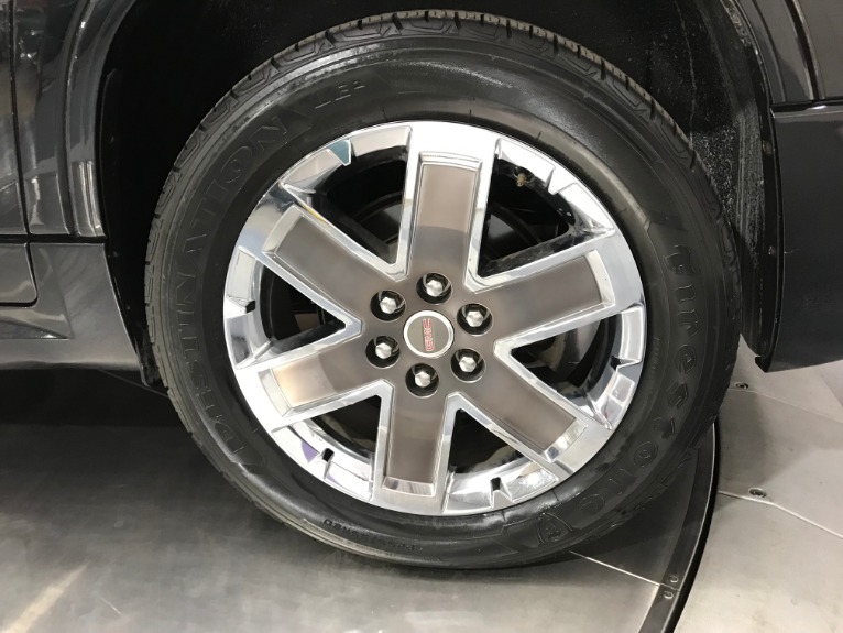 Used-2012-GMC-Acadia-Denali-AWD