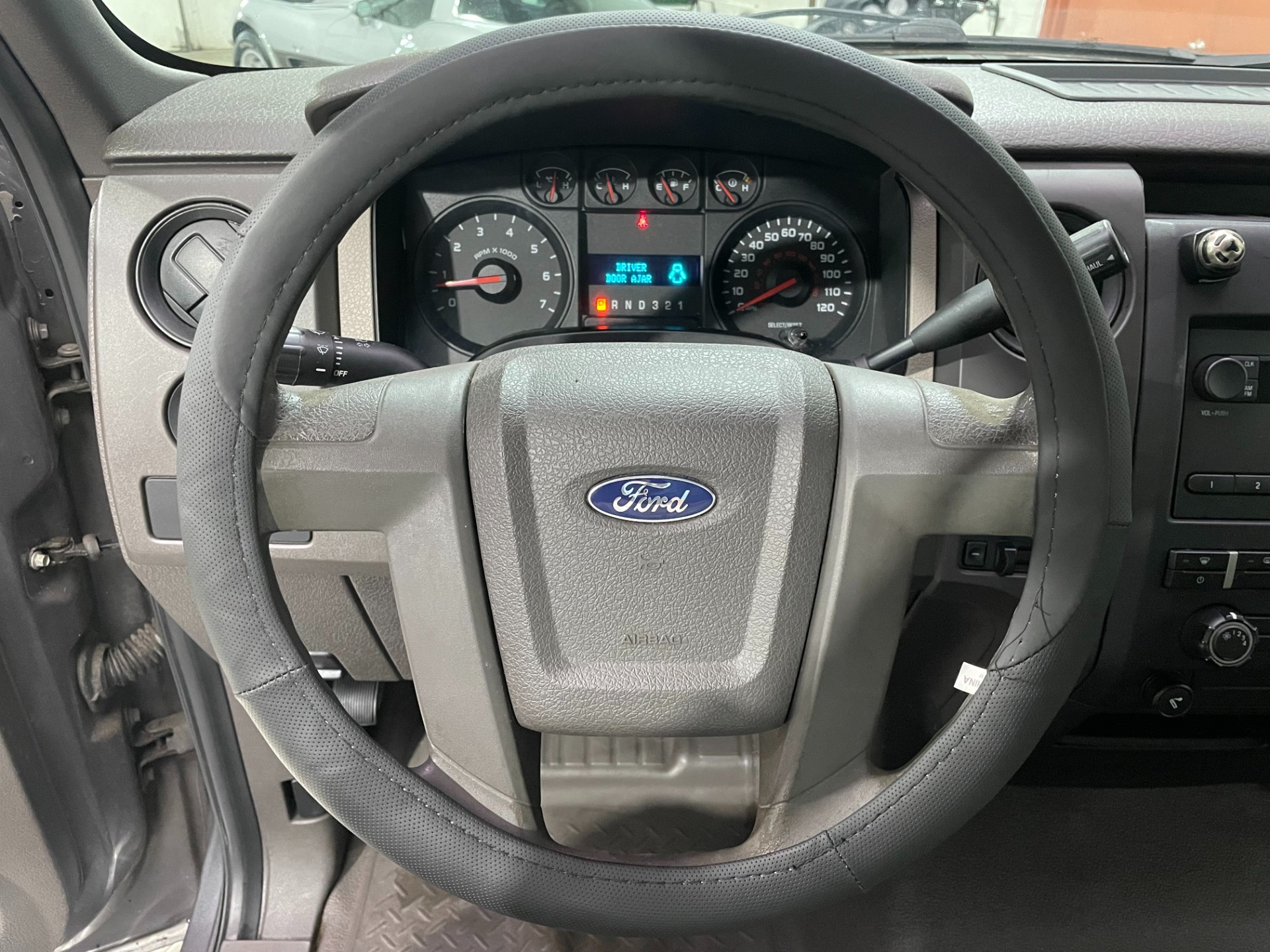 Used-2010-Ford-F-150-XLT-4X2