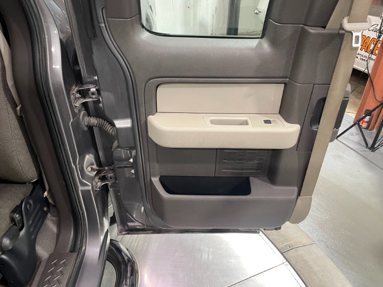 Used-2010-Ford-F-150-XLT-4X2