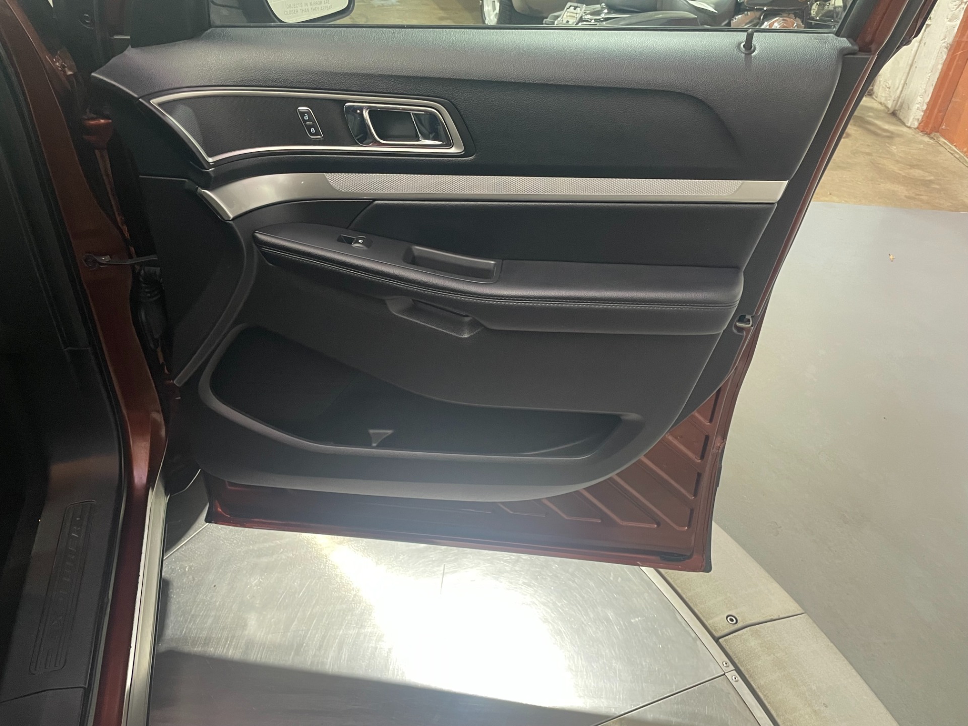 Used-2016-Ford-Explorer-XLT-FWD