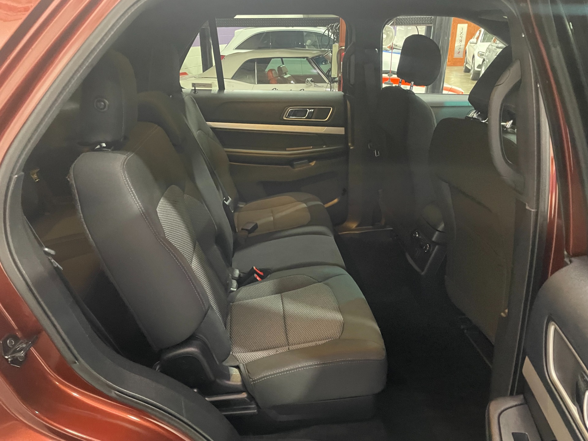 Used-2016-Ford-Explorer-XLT-FWD