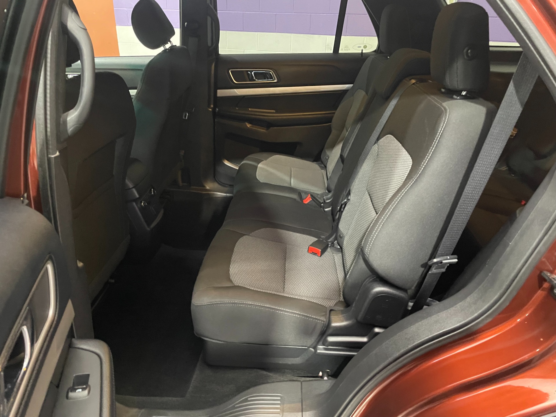 Used-2016-Ford-Explorer-XLT-FWD