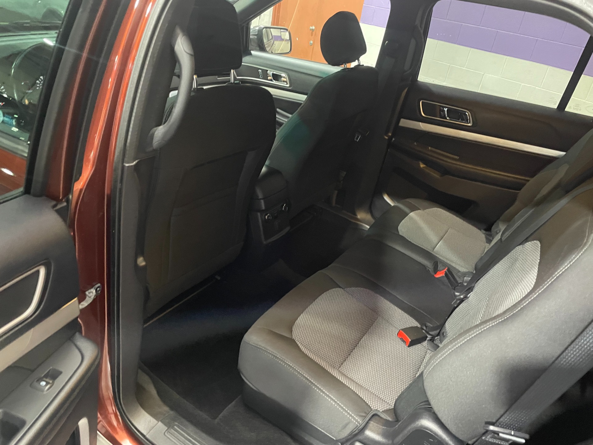 Used-2016-Ford-Explorer-XLT-FWD
