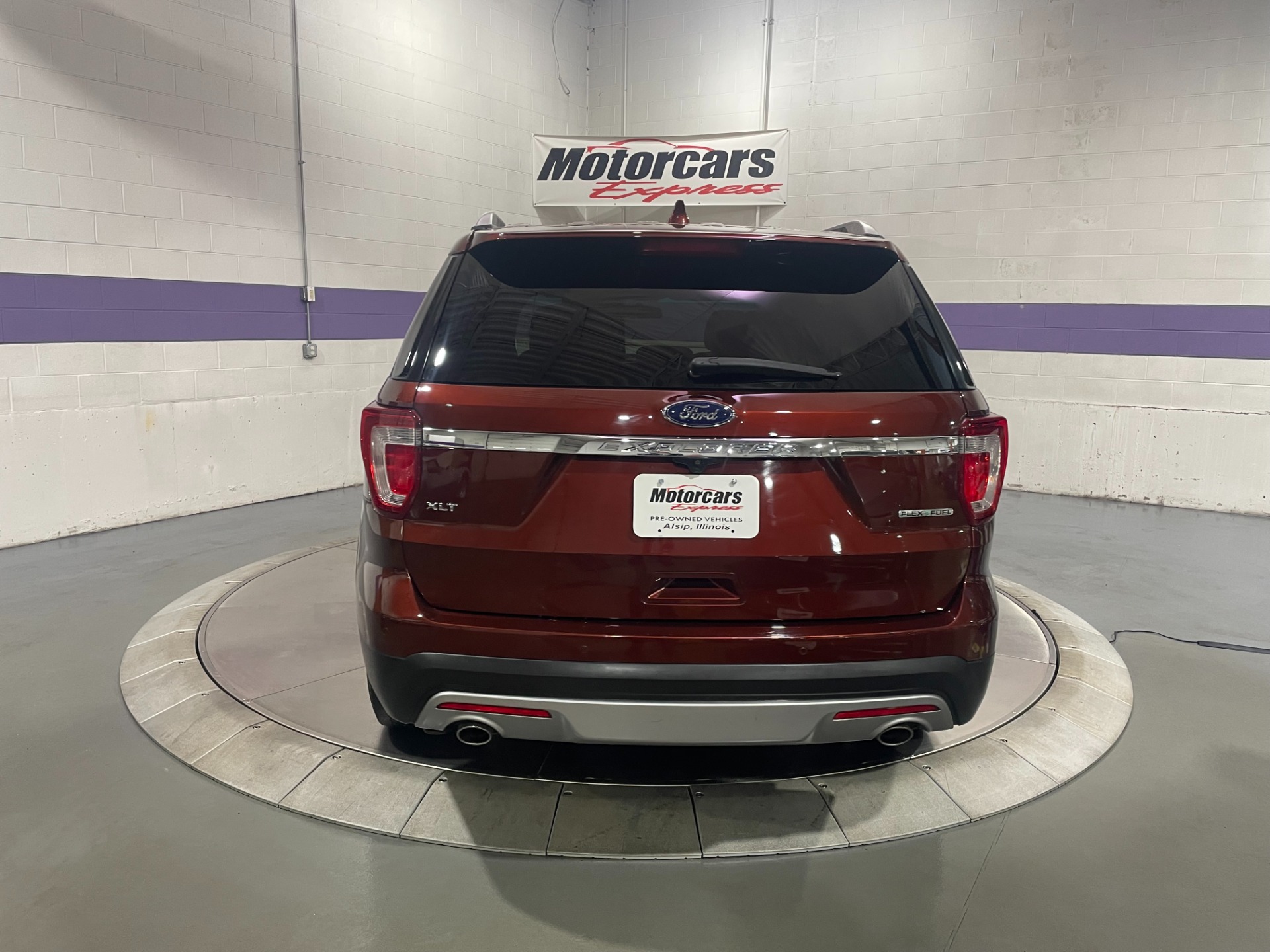 Used-2016-Ford-Explorer-XLT-FWD