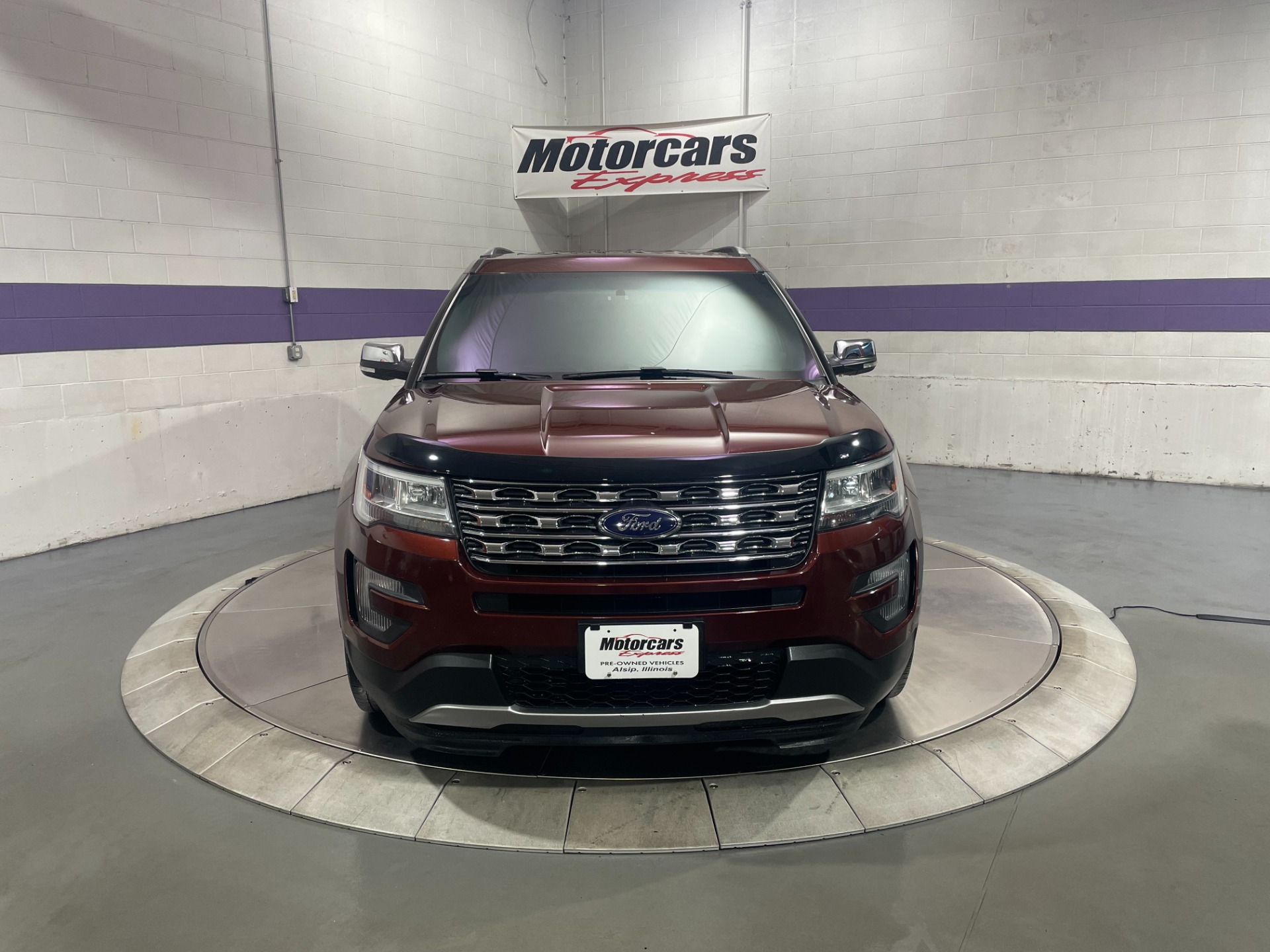 Used-2016-Ford-Explorer-XLT-FWD
