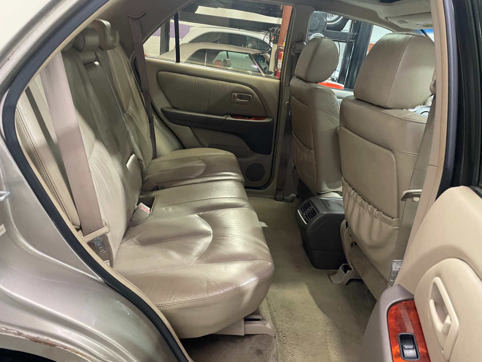 Used-2000-Lexus-RX-300-AWD