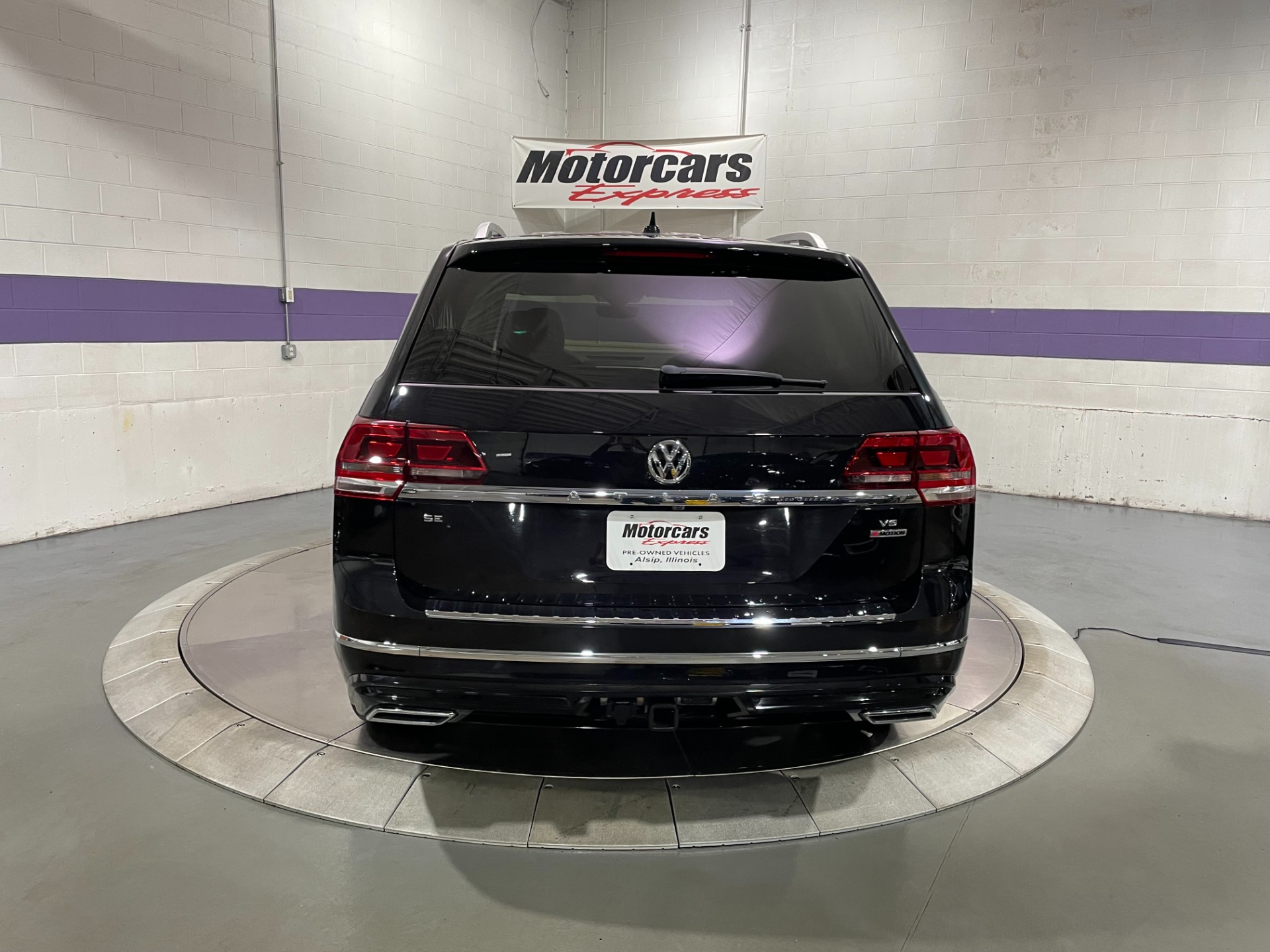 Used-2019-Volkswagen-Atlas-V6-SE-R-Line-4Motion-AWD