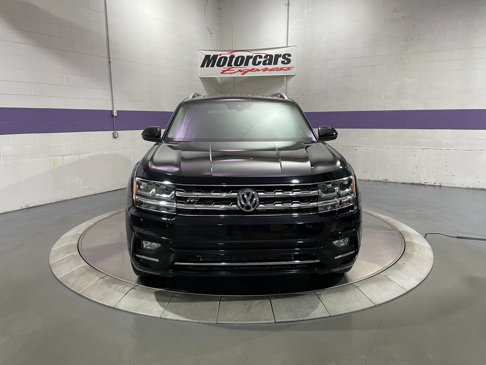 Used-2019-Volkswagen-Atlas-V6-SE-R-Line-4Motion-AWD