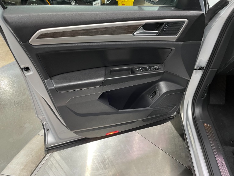 Used-2018-Volkswagen-Atlas-V6-SEL-4Motion
