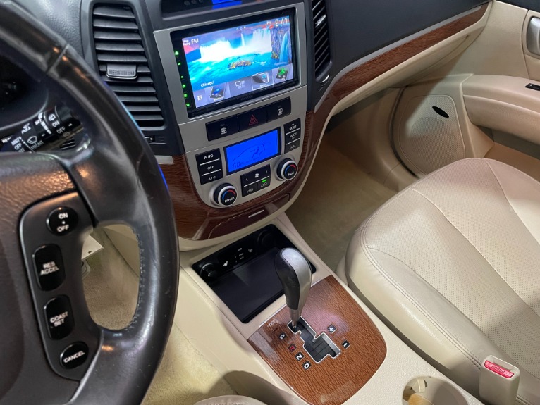 Used-2009-Hyundai-Santa-Fe-Limited-fwd