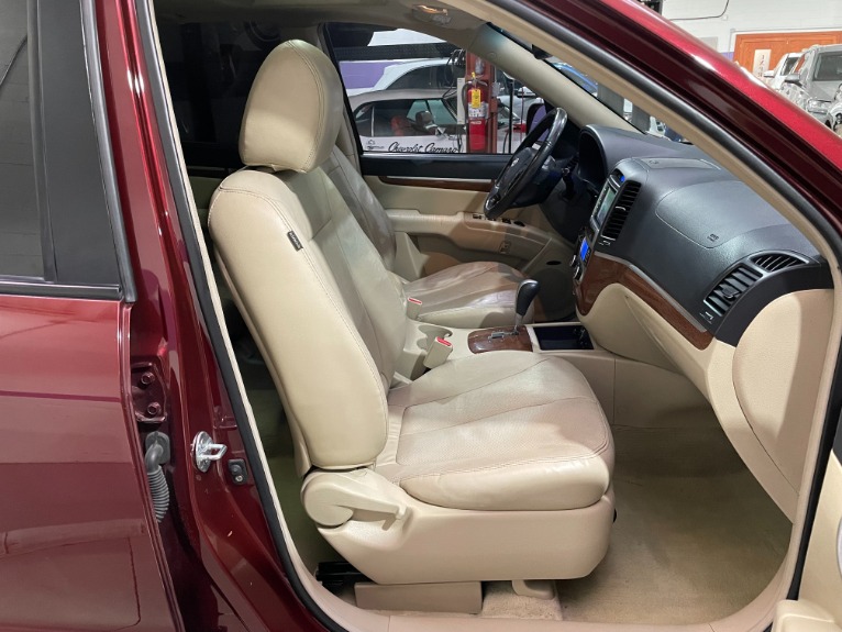 Used-2009-Hyundai-Santa-Fe-Limited-fwd
