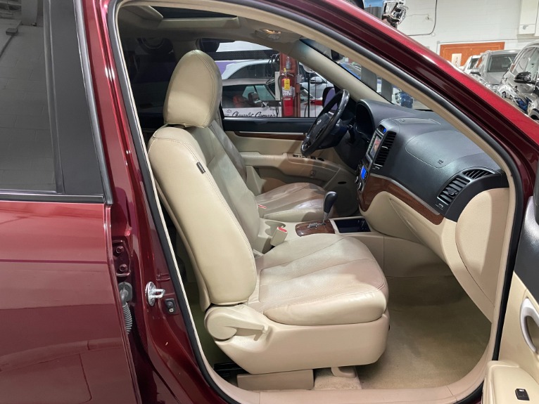 Used-2009-Hyundai-Santa-Fe-Limited-fwd