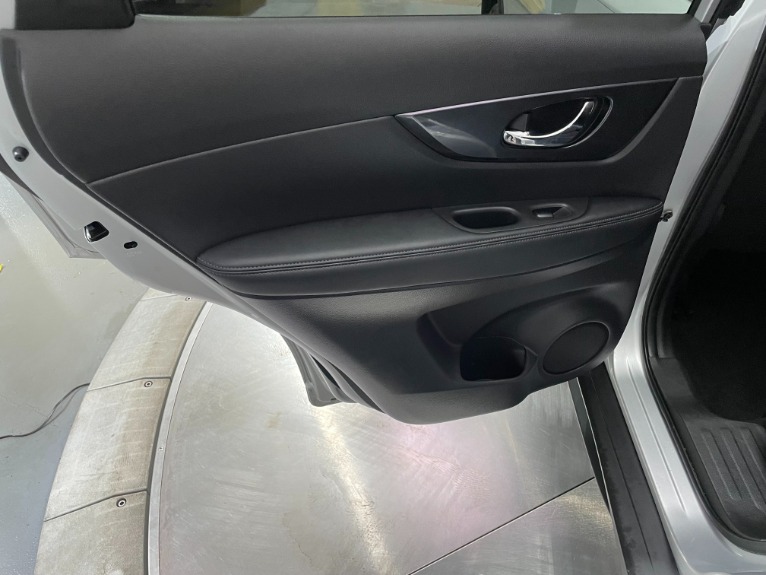 Used-2017-Nissan-Rogue-S-AWD