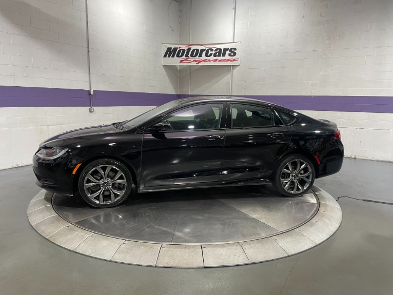 Used-2015-Chrysler-200-S-AWD