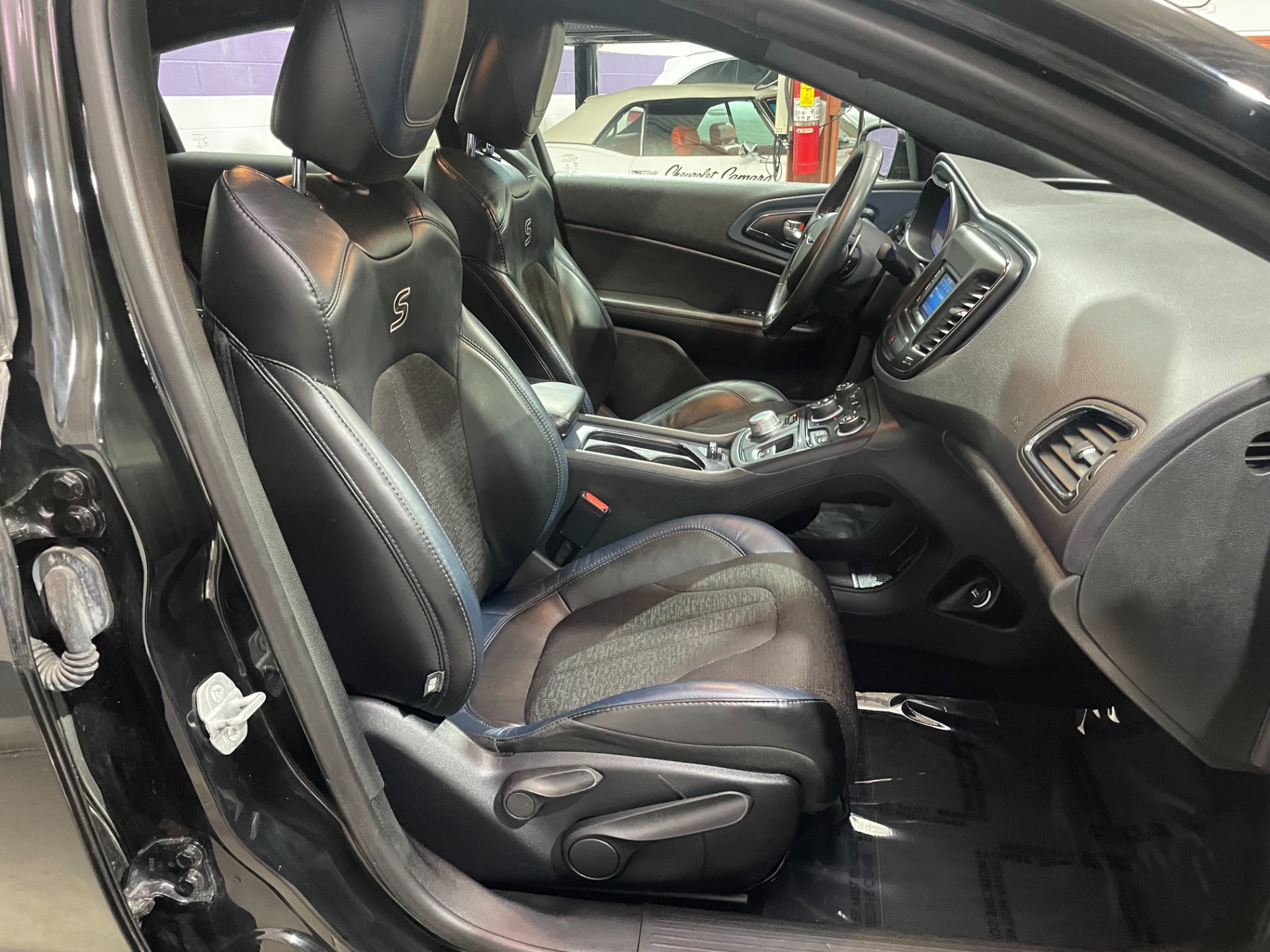 Used-2015-Chrysler-200-S-AWD