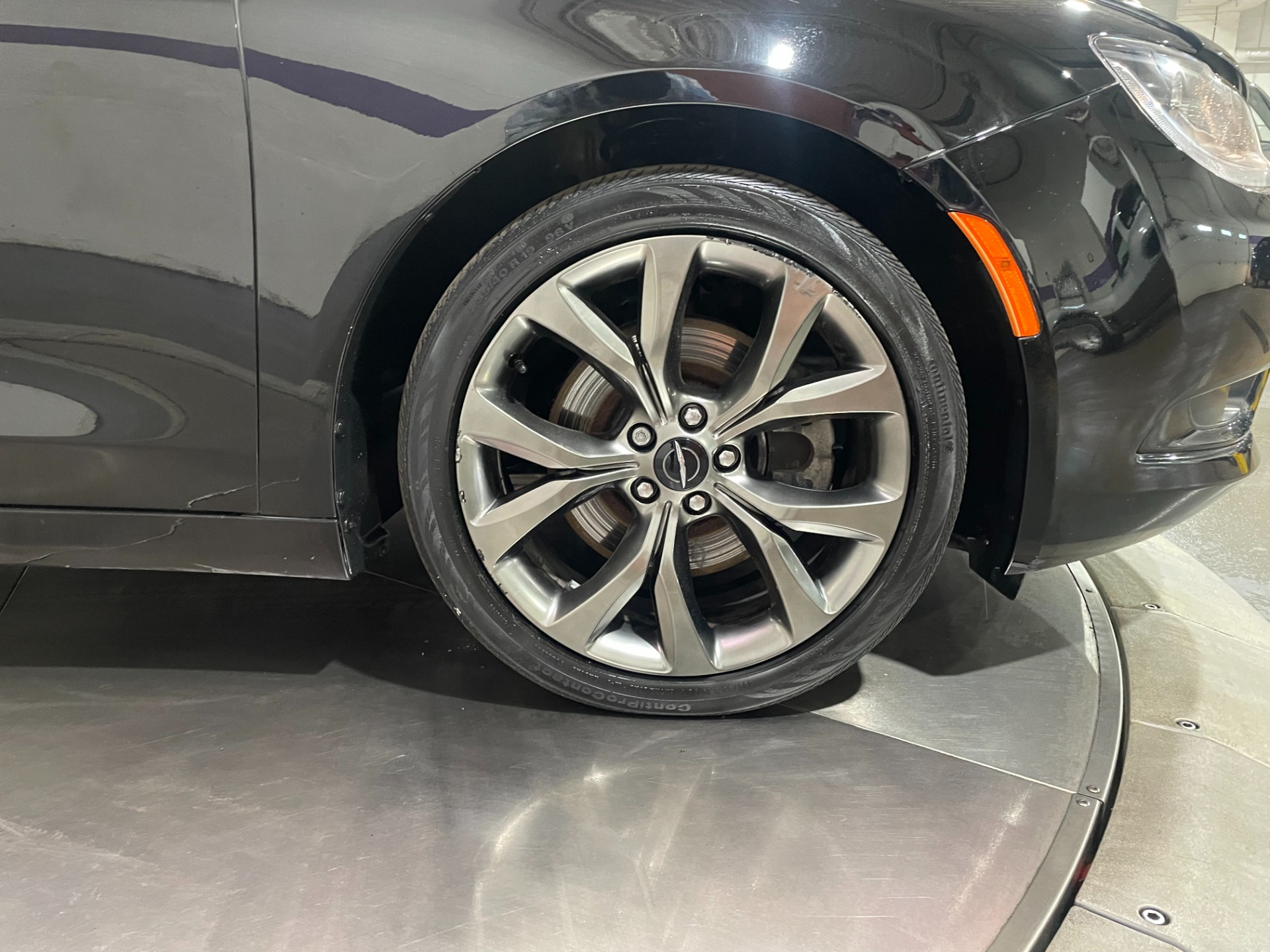 Used-2015-Chrysler-200-S-AWD