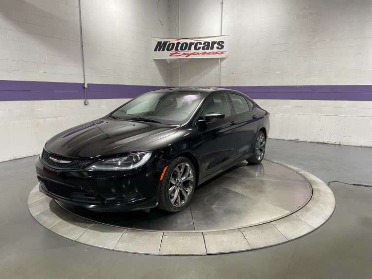 Used-2015-Chrysler-200-S-AWD