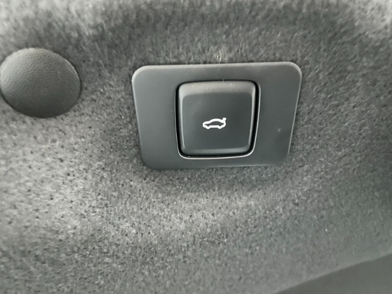 Used-2019-Lincoln-MKZ-Reserve-II-AWD