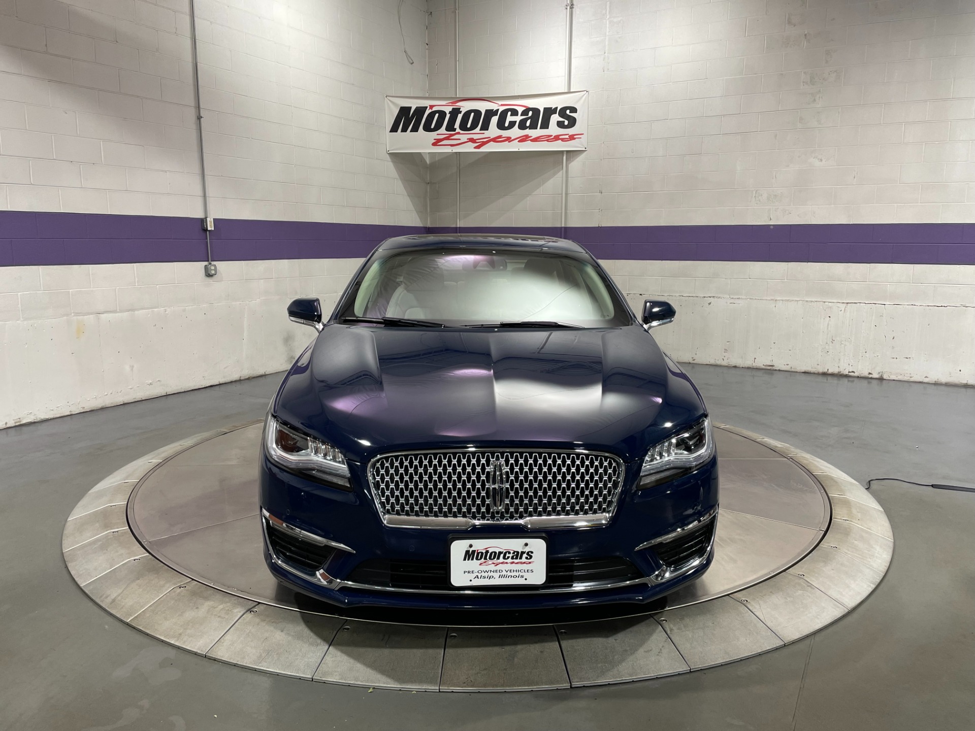 Used-2019-Lincoln-MKZ-Reserve-II-AWD