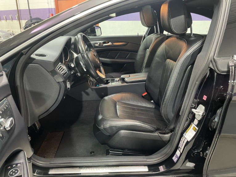 Used-2016-Mercedes-Benz-CLS-CLS-550-4MATIC