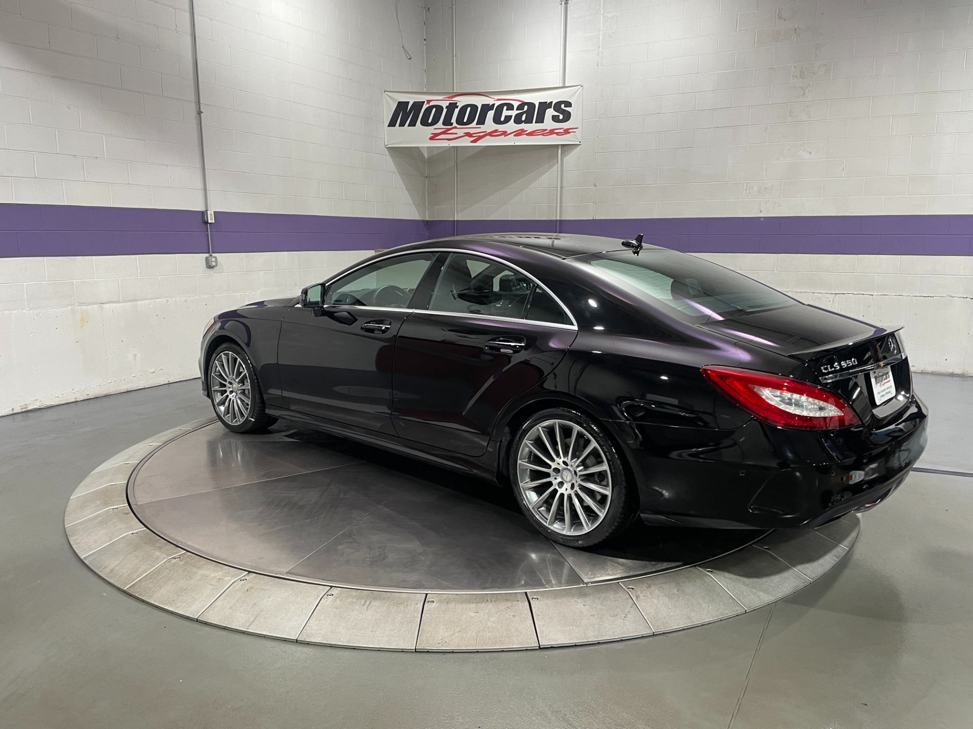 Used-2016-Mercedes-Benz-CLS-CLS-550-4MATIC