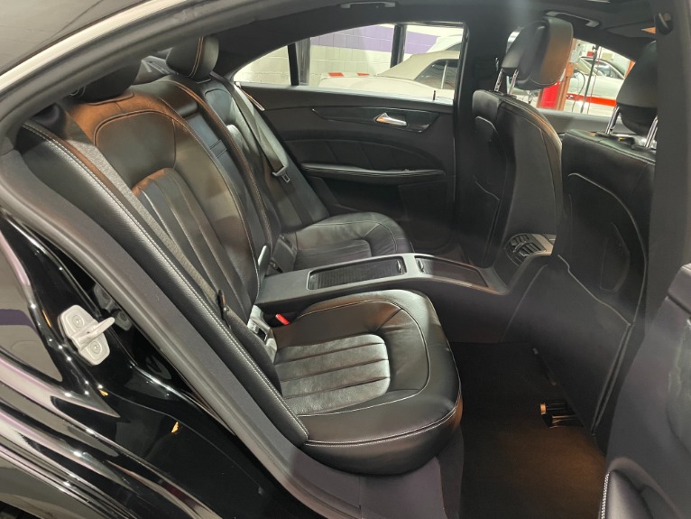 Used-2016-Mercedes-Benz-CLS-CLS-550-4MATIC