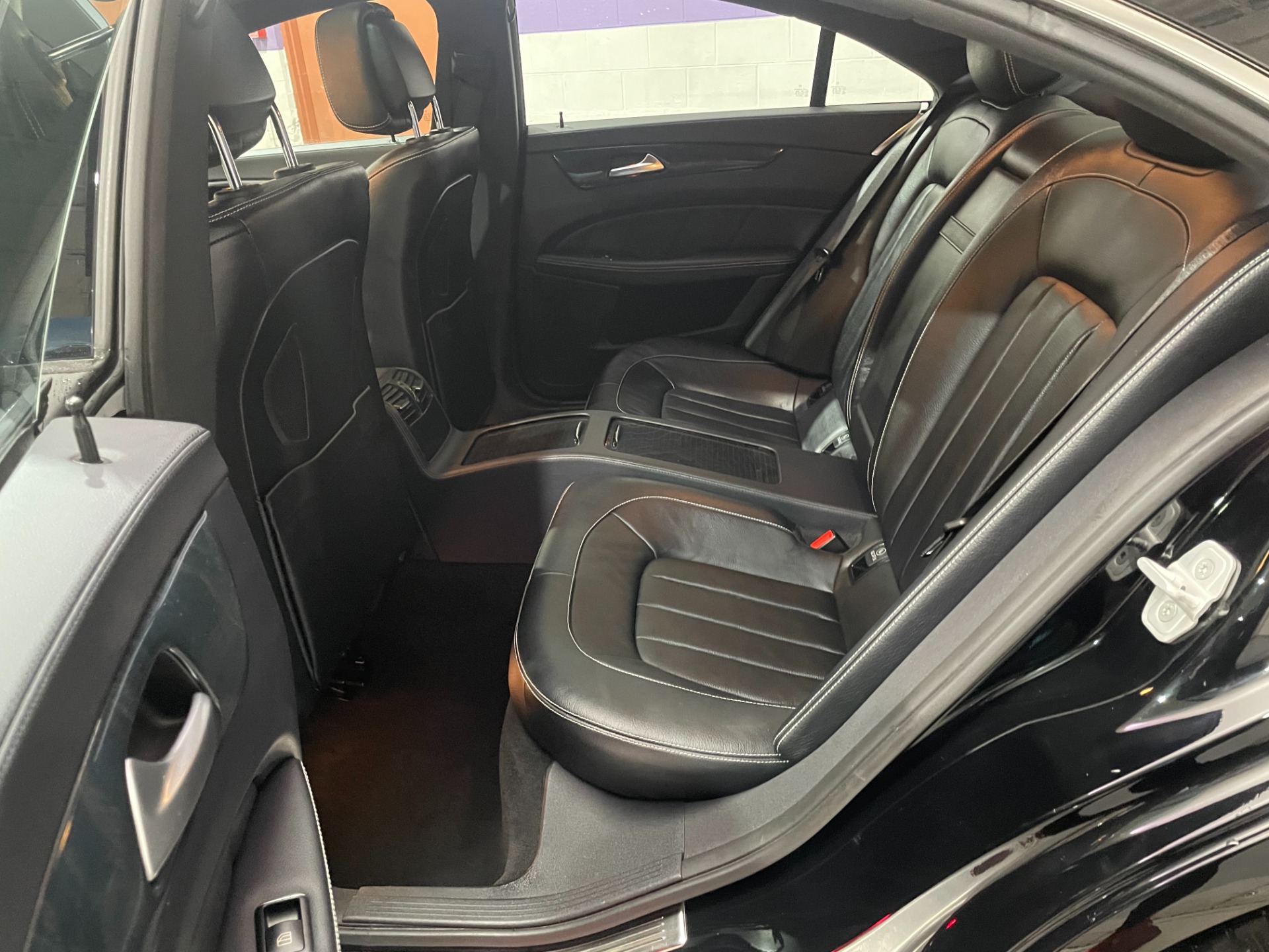 Used-2016-Mercedes-Benz-CLS-CLS-550-4MATIC