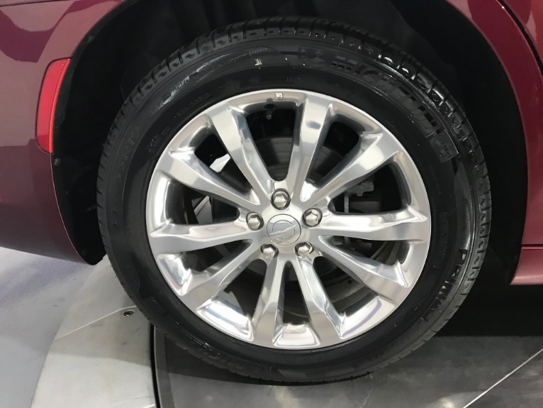 Used-2017-Chrysler-300-C