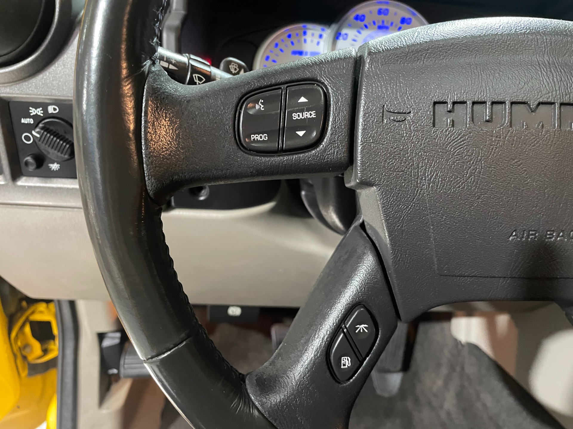 Used-2003-HUMMER-H2-4WD